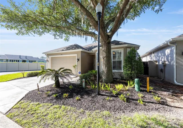 Photo 3 of Single family home for sale at 3304 Sw 38th Street, Ocala, FL 34474 | MLS# OM725581 | Listing updated on 2026-08-26