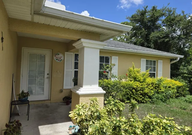 6th image of 3529 Sunshine Blvd, Lehigh Acres, FL 33971 | MLS# C7526693