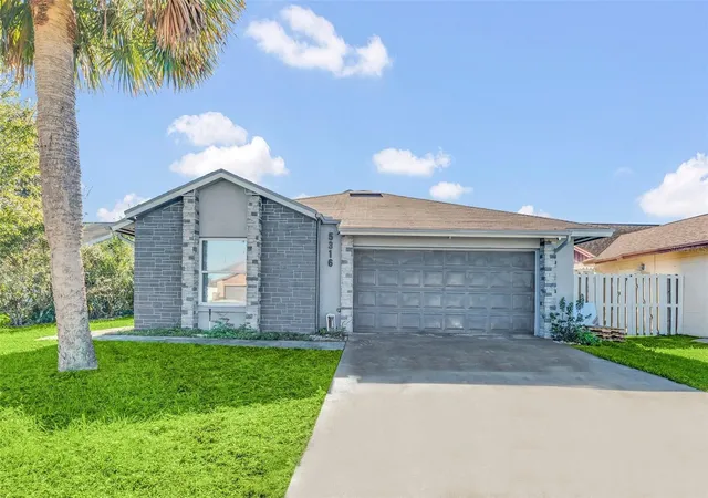 Photo 1 of Single family home for sale at 5316 Jade St, Kissimmee, FL 34746 | MLS# O6411707 | Listing updated on 2026-08-27