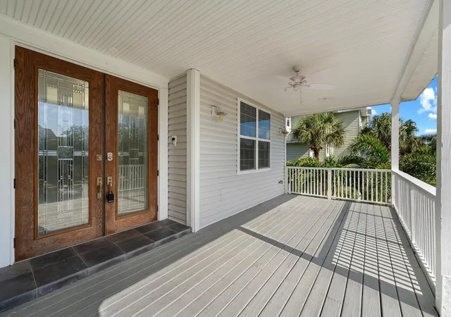 3rd image of 921 Point Seaside Dr, Crystal Beach, FL 34681 | MLS# TB8513317