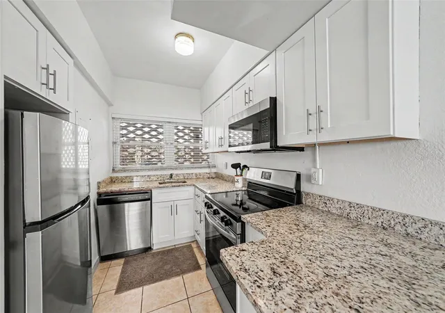 Homes for sale in St Pete Beach, FL | 7050 Sunset Wy #11, St Pete Beach, FL 33706 | MLS# TB8513318