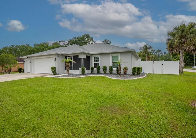 Homes for sale in Palm Coast, FL | 43 Zebulahs Trl, Palm Coast, FL 32164 | MLS# FC318882