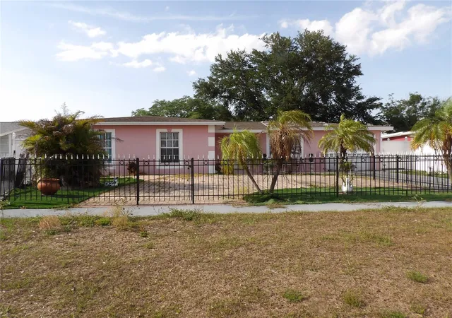 1st image of 6521 W Hanna Ave, Tampa, FL 33634 | MLS# TB8513333