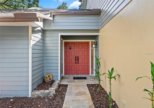 Homes for sale in Lutz, FL | 2503 High Oaks Ln, Lutz, FL 33559 | MLS# TB8513345