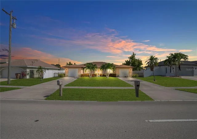 2nd image of 836 Sw Trafalgar Pkwy, Cape Coral, FL 33991 | MLS# TB8513364