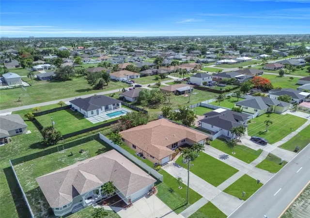 32nd image of 836 Sw Trafalgar Pkwy, Cape Coral, FL 33991 | MLS# TB8513364