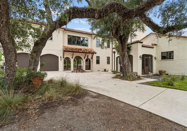 Photo 4 of Single family home for sale at 2603 S Parkview St, Tampa, FL 33629 | MLS# TB8513368 | Listing updated on 2026-08-15