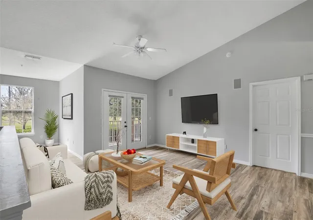 Listing Photo 5 - Condo for sale in building located at 14226 Fredricksburg Dr, Orlando, FL 32837 - Unit #220