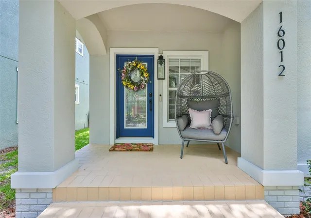 3rd image of 16012 Loneoak View Dr, Lithia, FL 33547 | MLS# TB8513406