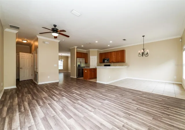 5th image of 14831 Heronglen Dr, Lithia, FL 33547 | MLS# TB8513410
