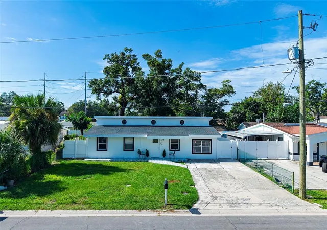 Photo 1 of Single family home for sale at 3906 Spence Ave, Tampa, FL 33614 | MLS# TB8513416 | Listing updated on 2026-09-30