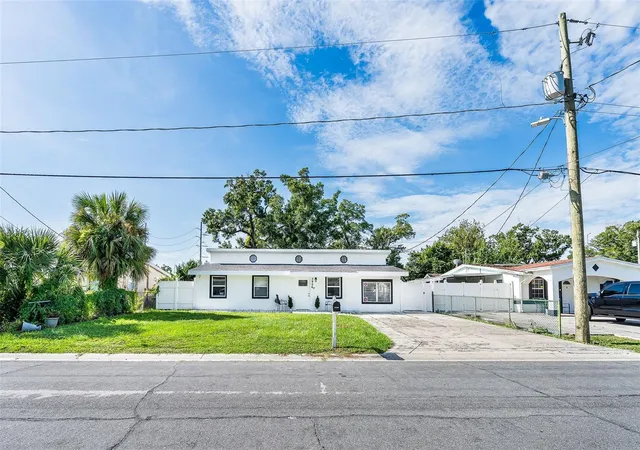 Photo 2 of Single family home for sale at 3906 Spence Ave, Tampa, FL 33614 | MLS# TB8513416 | Listing updated on 2026-09-30