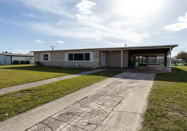 Photo 4 of Single family home for sale at 3381 Westlund Ter, Port Charlotte, FL 33952 | MLS# C7526703 | Listing updated on 2026-05-29