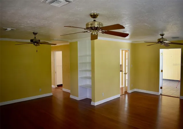 5th image of 2200 E Gore St, Orlando, FL 32806 | MLS# O6411784