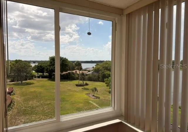 4th image of 700 Mirror Ter Nw #507, Winter Haven, FL 33881 | MLS# B4902266