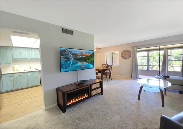 3rd image of 648 Midway Dr #B, Ocala, FL 34472 | MLS# OM725599