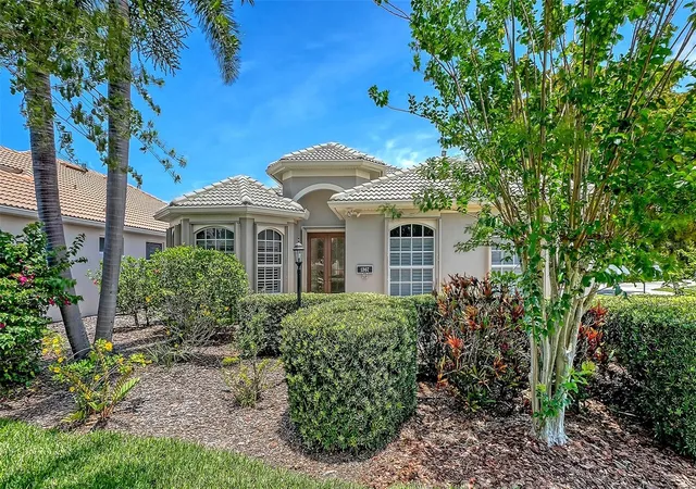 Homes for sale in Osprey, FL | 1367 Thornapple Dr, Osprey, FL 34229 | MLS# A4695210