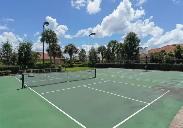 Homes for sale in Osprey, FL | 1367 Thornapple Dr, Osprey, FL 34229 | MLS# A4695210