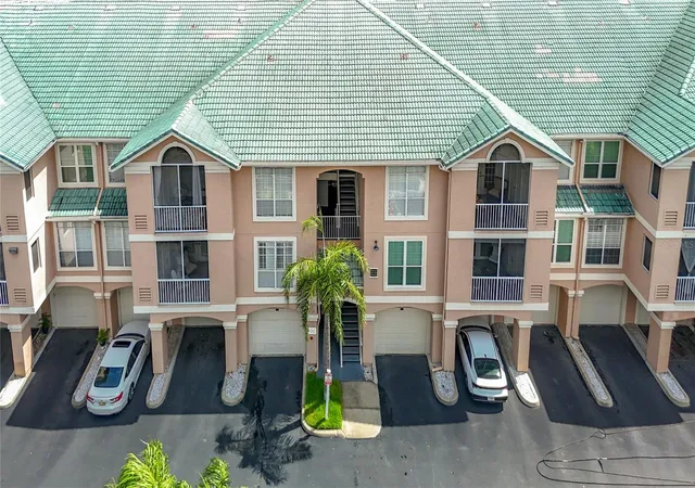 4th image of 5308 Bay Club Cir #5308, Tampa, FL 33607 | MLS# TB8513457