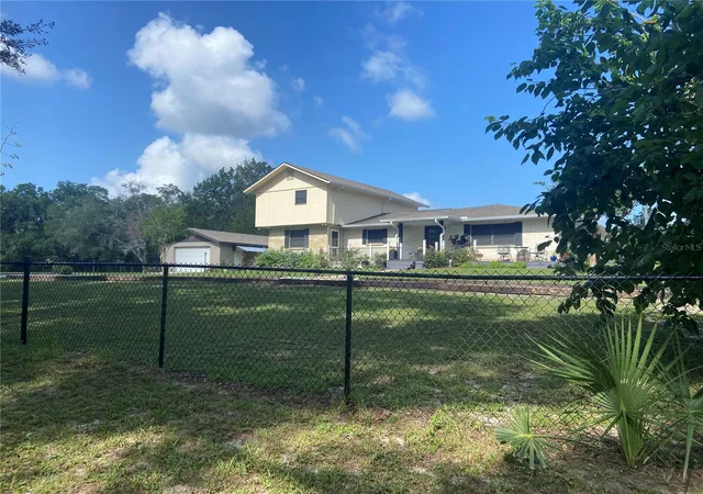 3rd image of 280 W Virginia Ave, Deland, FL 32720 | MLS# V4949345