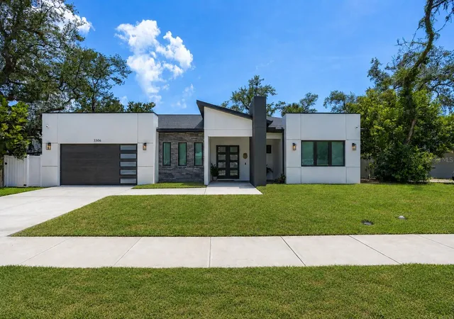 Photo 1 of Single family home for sale at 3306 W Van Buren Dr, Tampa, FL 33611 | MLS# TB8513459 | Listing updated on 2026-10-24