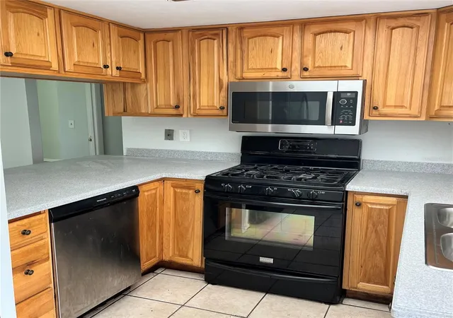 Photo 3 of Single family home for sale at 207 Birch Ter, Winter Springs, FL 32708 | MLS# O6411799 | Listing updated on 2026-09-22
