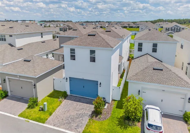 Photo 3 of Single family home for sale at 15591 Gentle Rain Dr, Winter Garden, FL 34787 | MLS# O6411803 | Listing updated on 2026-09-01