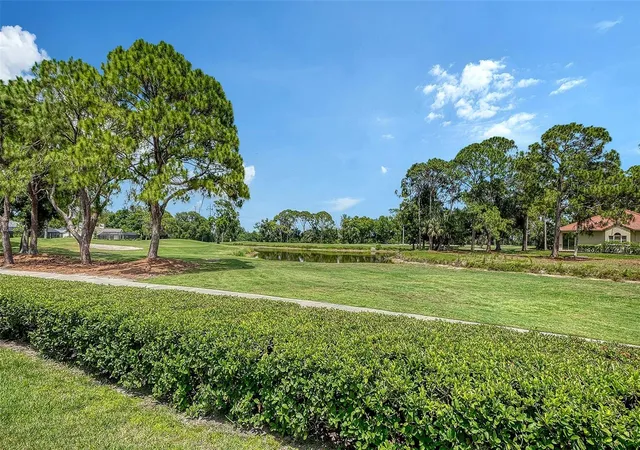Photo 4 of House for sale at 3374 W Chelmsford Ct #9, Sarasota, FL 34235 | MLS# A4695215 | Listing updated on 2026-09-13