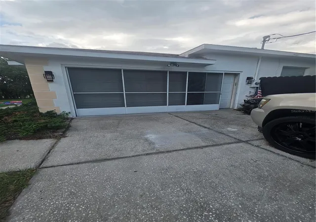 3rd image of 17820 Monteverde Dr, Spring Hill, FL 34610 | MLS# TB8513469