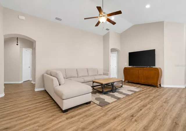 Photo 4 of Single family home for sale at 2014 Danes Ct, Lakeland, FL 33810 | MLS# TB8513490 | Listing updated on 2026-08-26