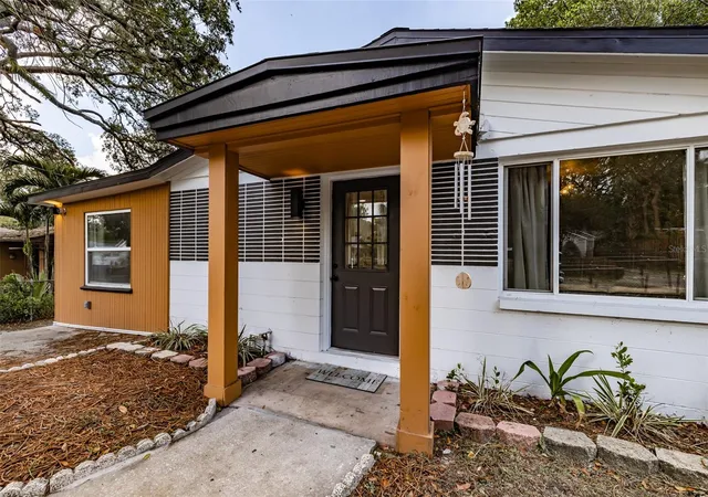 Homes for sale in Tampa, FL | 8705 N Highland Ave, Tampa, FL 33604 | MLS# TB8513503