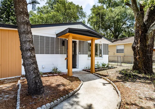 Homes for sale in Tampa, FL | 8705 N Highland Ave, Tampa, FL 33604 | MLS# TB8513503