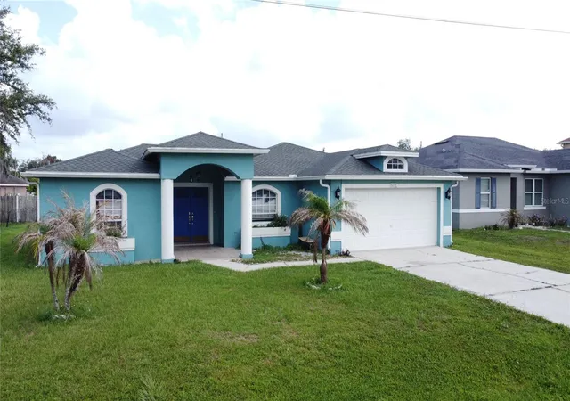Photo 2 of Single family home for sale at 413 Flamingo Ct, Kissimmee, FL 34759 | MLS# S5150843 | Listing updated on 2026-07-27