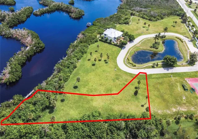 3rd image of 12411 Coral Vista Cir, Placida, FL 33946 | MLS# C7526713