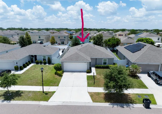 3rd image of 10205 Carp Hollow Rd, Sun City Center, FL 33573 | MLS# TB8513530
