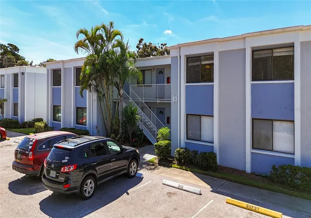 1st image of 5310 26Th St W #306, Bradenton, FL 34207 | MLS# A4695247