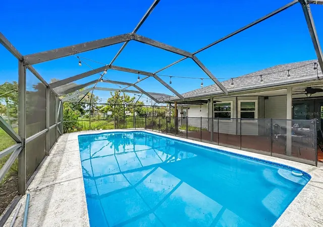 Photo 4 of Single family home for sale at 1654 SE Fallon Dr, Port Saint Lucie, FL 34983 | MLS# TB8513542 | Listing updated on 2026-09-15