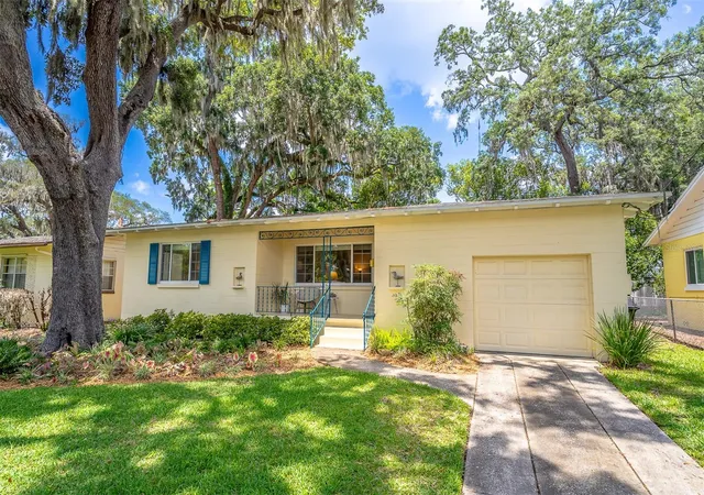 Photo 1 of Single family home for sale at 709 Lake Highland Dr, Orlando, FL 32803 | MLS# O6411876 | Listing updated on 2026-10-20
