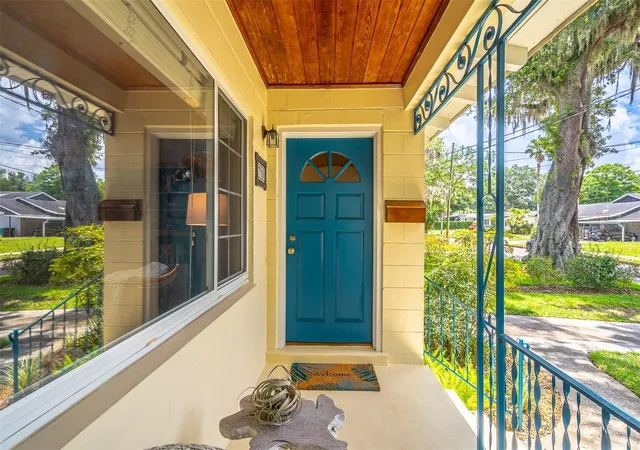 Photo 4 of Single family home for sale at 709 Lake Highland Dr, Orlando, FL 32803 | MLS# O6411876 | Listing updated on 2026-10-20