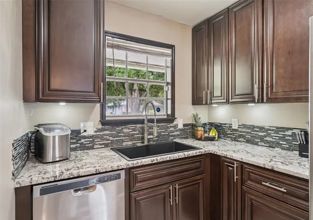 Photo 2 of Single family home for sale at 3102 Garden Ct, Saint Cloud, FL 34769 | MLS# O6411880 | Listing updated on 2026-08-28