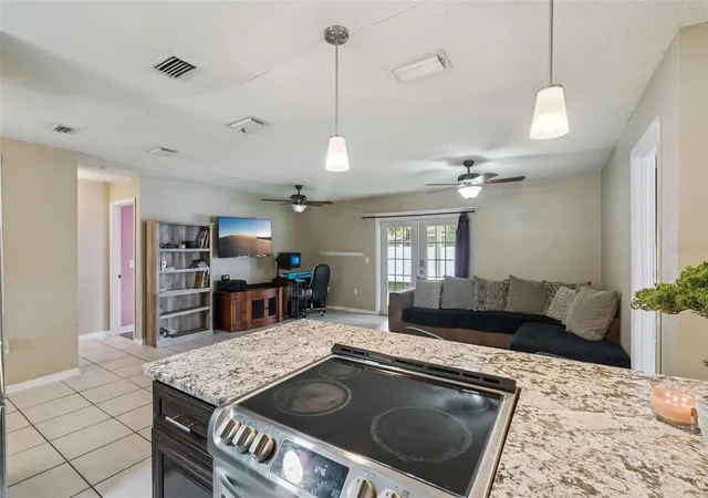 Photo 4 of Single family home for sale at 3102 Garden Ct, Saint Cloud, FL 34769 | MLS# O6411880 | Listing updated on 2026-08-28