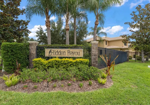 Townhouse for sale at 8241 Acadian Ln, SEMINOLE, FL 33777 | MLS# TB8513556