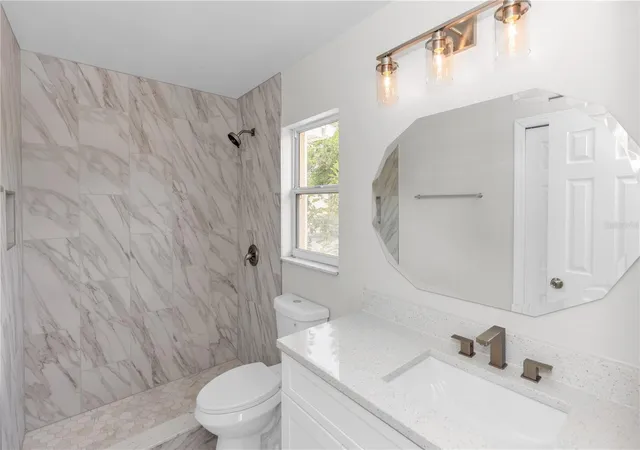 Photo 3 of Single family home for sale at 4992 E Wind St, Orlando, FL 32812 | MLS# O6411883 | Listing updated on 2026-10-06
