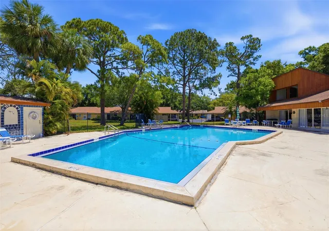 2nd image of 2074 Sunset Pt Rd, CLEARWATER, FL 33765