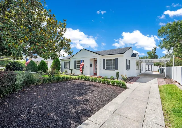 Photo 2 of Single family home for sale at 607 Kerneywood St, Lakeland, FL 33803 | MLS# L4962288 | Listing updated on 2026-08-02