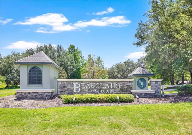 Photo 2 of Land for sale at Grand Oak Ln, Tavares, FL 32778 | MLS# O6411895 | Listing updated on 2026-10-06