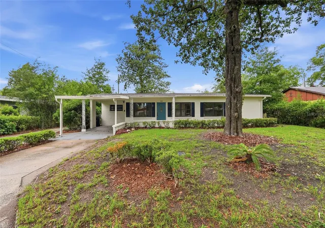 2nd image of 910 Ne 24th St, Gainesville, FL 32641 | MLS# GC540753