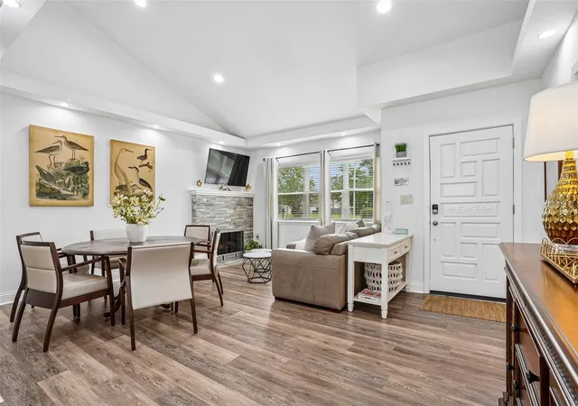 Photo 4 of Single family home for sale at 1211 Morningside Dr, Mount Dora, FL 32757 | MLS# G5113024 | Listing updated on 2026-10-09