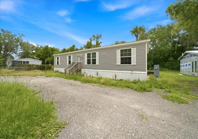 3rd image of 444 Korbus Rd, Brooksville, FL 34604 | MLS# OM725631