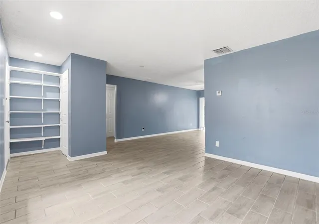 Homes for sale in Orlando, FL | 5423 Brookswood Wy #801, Orlando, FL 32808 | MLS# O6411909